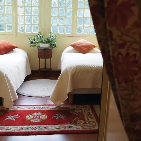 Chateau Picol Entre Futuroscope Et Chateaux De La Loire Bed & Breakfast