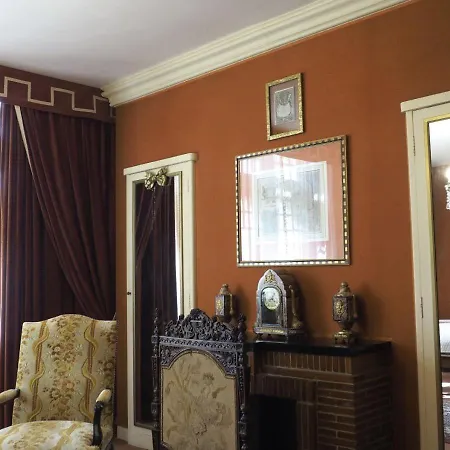 Chateau Picol Entre Futuroscope Et Chateaux De La Loire