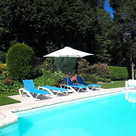 Chateau Picol Entre Futuroscope Et Chateaux De La Loire Bed & Breakfast